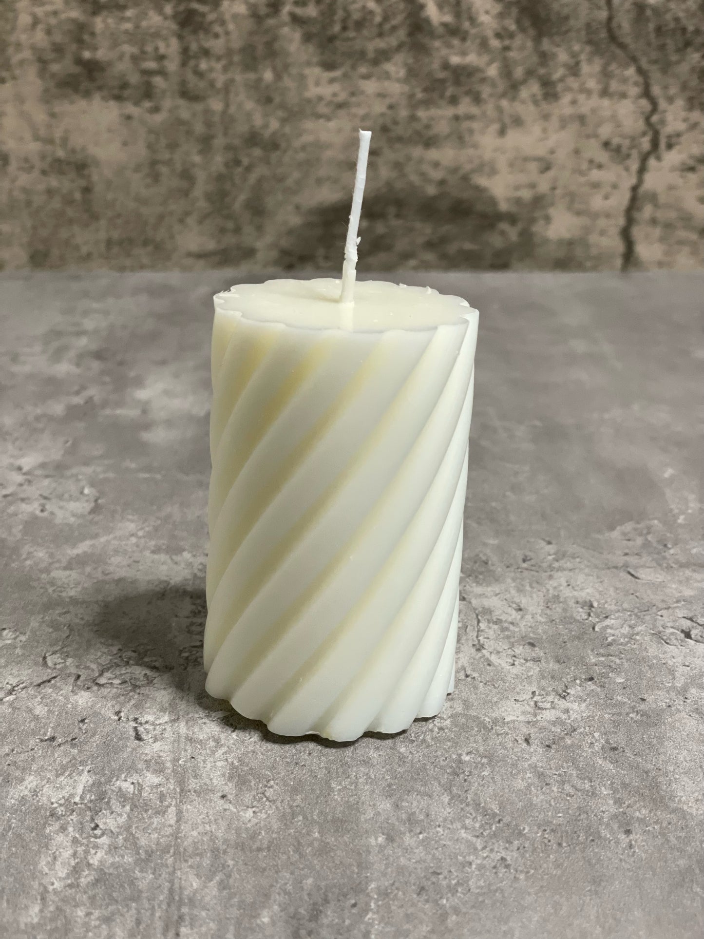 Swirl Pillar (small)