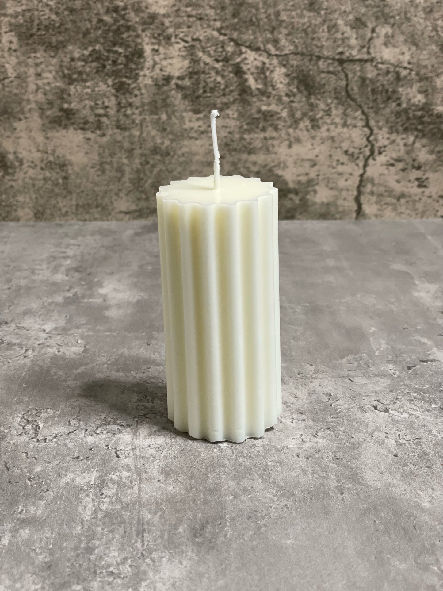 Pillar (medium)